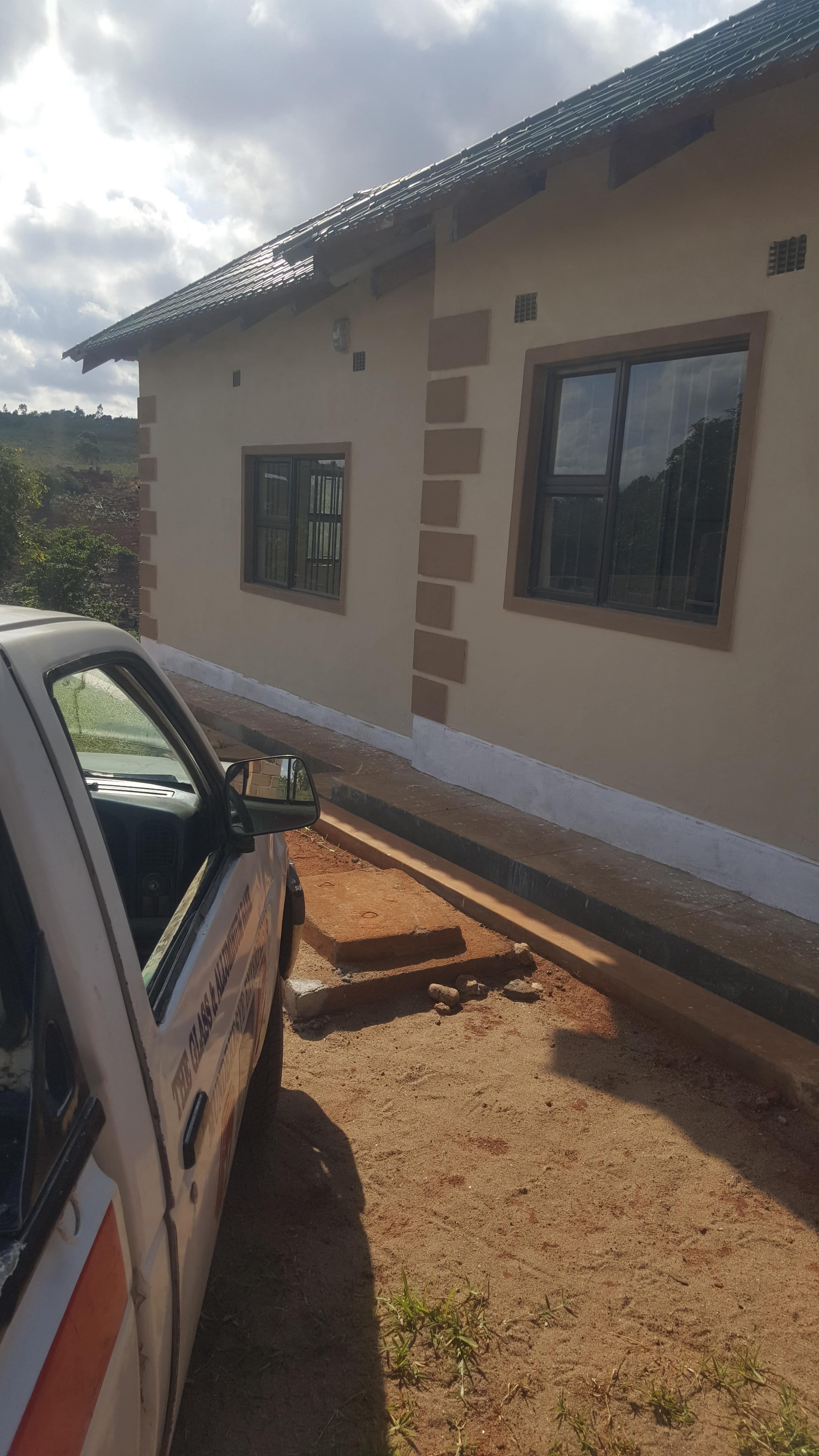 Clear glass panels for homes in Mzuzu